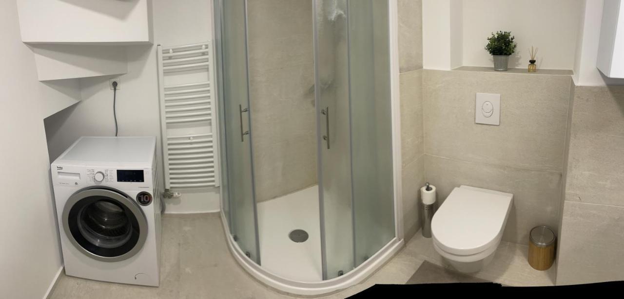 Casa Park Premium Free Parking Apartment Maribor Bagian luar foto